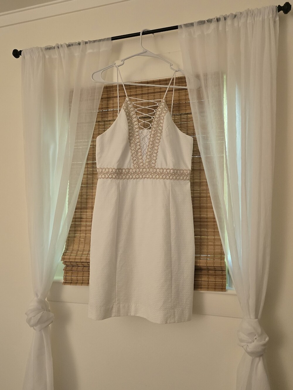 Lilly Pulitzer White Lace-Up Back Dress Size 6 Bridal Shower Rehearsal Dinner - Picture 1 of 6